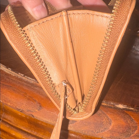 Tory Burch Pebbled Leather Zip Wallet in Saddle - Picture 10 of 11